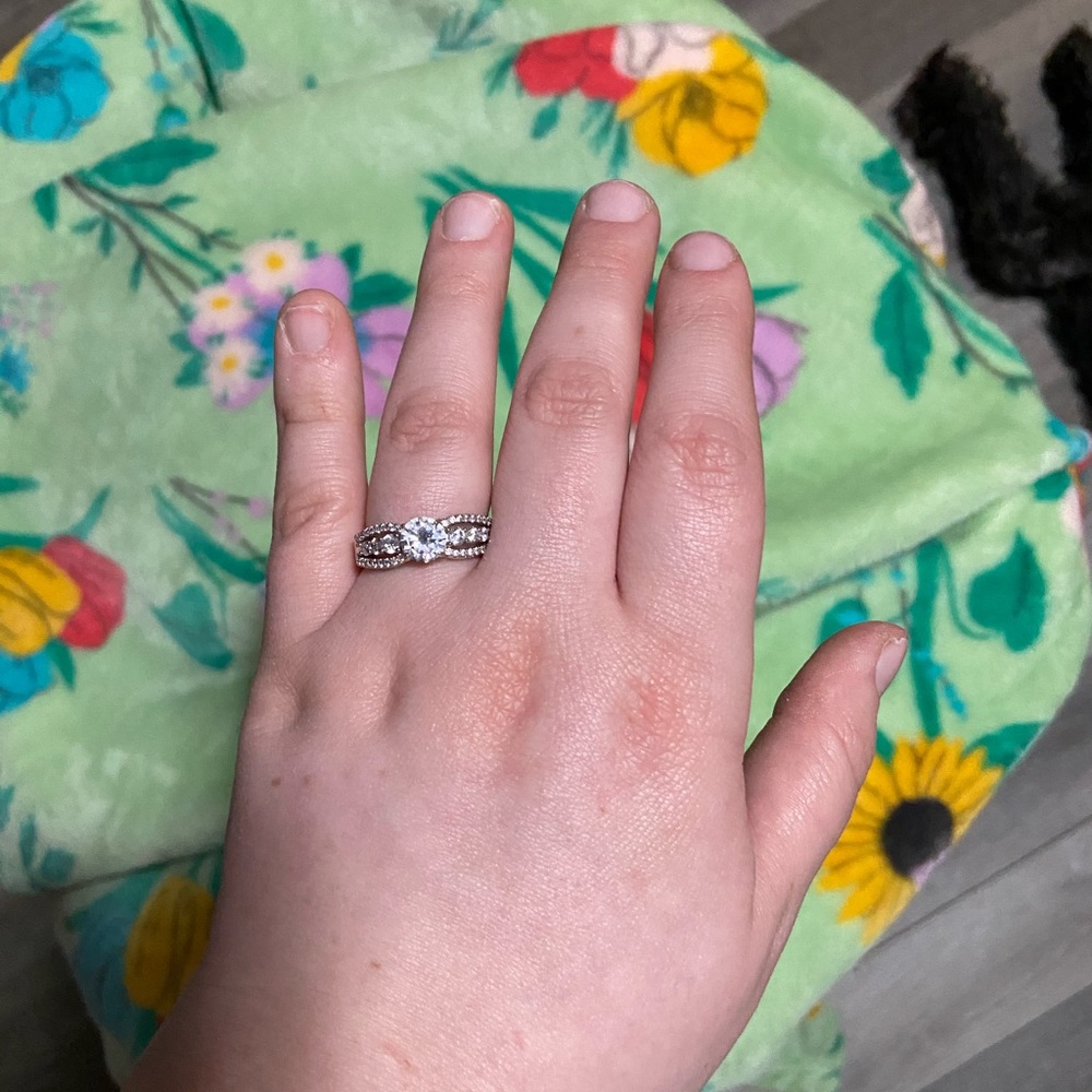 Diamond ring